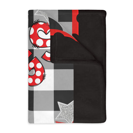 Bulldog Buffalo Plaid Throw Blanket — 'Go Dawgs' Red Star Microfiber Velveteen