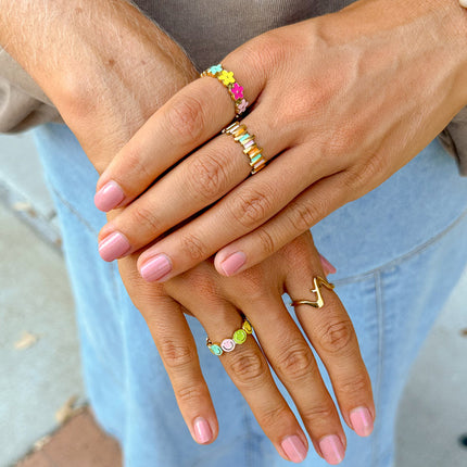 Staggered Enamel Ring