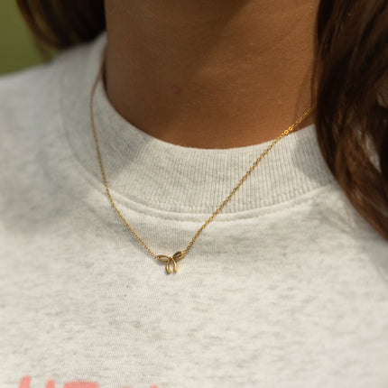 Dainty Bow Necklace