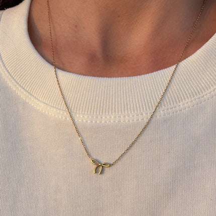 Dainty Bow Necklace